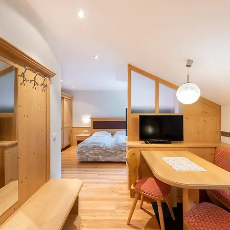 Hotel Seelaus Alpe Di Siusi